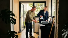 Depois da faxina, falta higienizar as ferramentas: proporções, tempo de molho e secagem sem erro