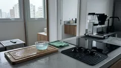 Os 7 pontos de alto contato (e itens úmidos) que a casa esconde — e uma rotina simples para higienizar